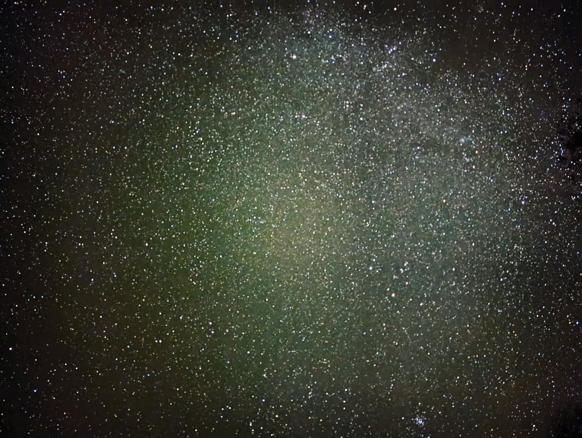 "L'espace efface le bruit." ⭐🌟🔭...