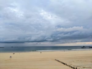 Balade malouine 🎶 "Don't you let her slip under th...